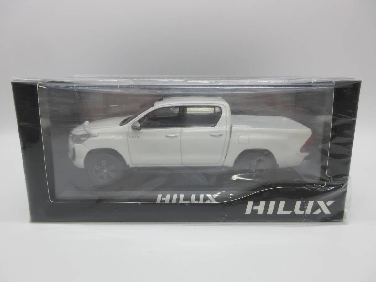 Amazon | 1/30 ミニカー 新型ハイラックス HILUX 後期 非売品